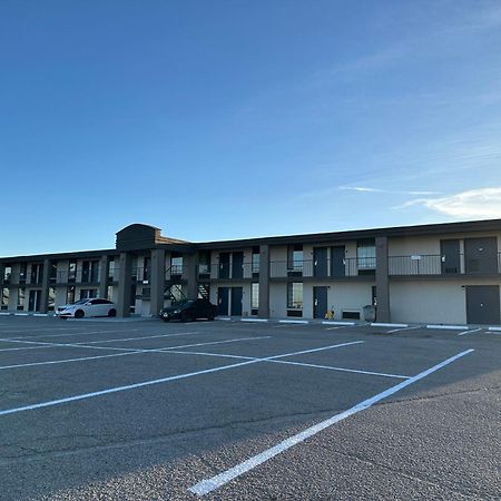 Maverick Inn Chickasha Exteriör bild